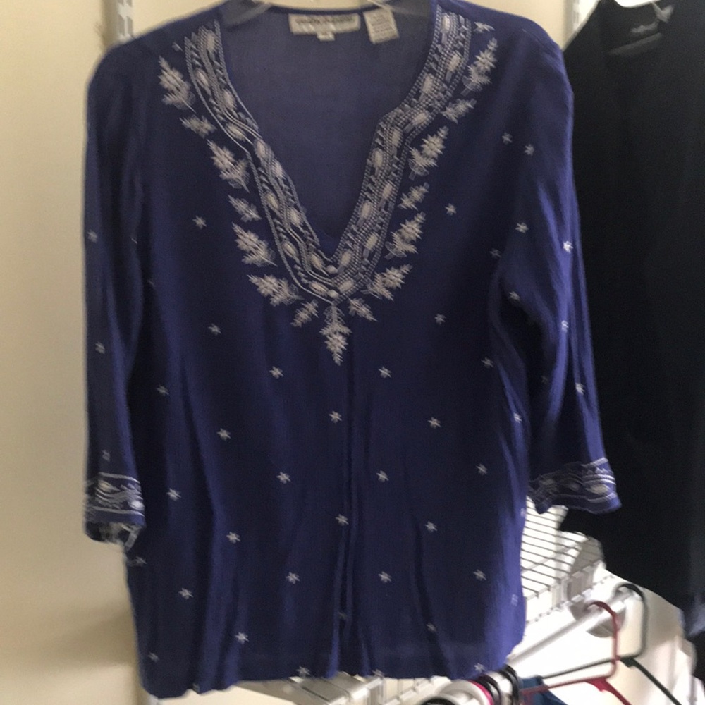 Lady’s summer top